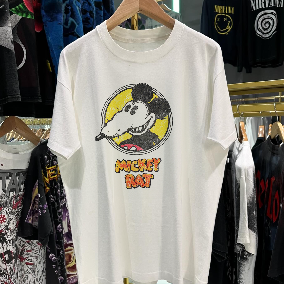 Mickey Rat 80'S -90's Vintage White Washed T-Shirt – Strike Mickey Rat 80'S -90's Vintage White Washed T-Shirt – Strike