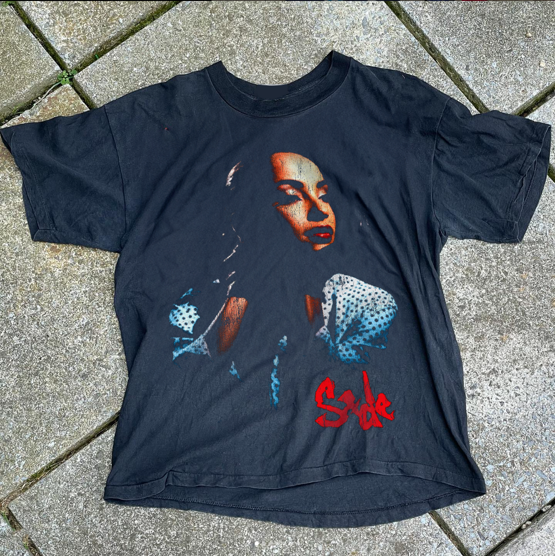 Sade 93 Tour Washed Black T-Shirt – Strike Anywhere Vintage Sade 93 Tour Washed Black T-Shirt – Strike Anywhere Vintage