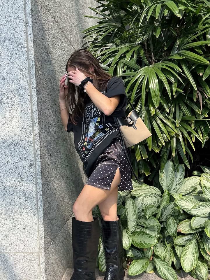 1989 Tom Petty & The Heartbreakers 'Strange Behavior Tour' Washed Black T-Shirt