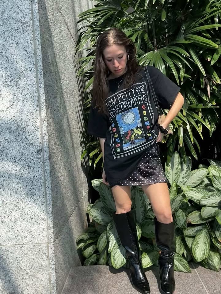 1989 Tom Petty & The Heartbreakers 'Strange Behavior Tour' Washed Black T-Shirt