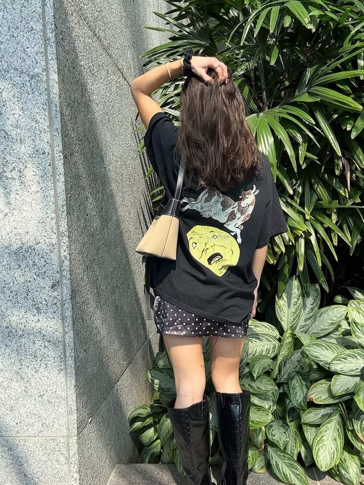 1989 Tom Petty & The Heartbreakers 'Strange Behavior Tour' Washed Black T-Shirt