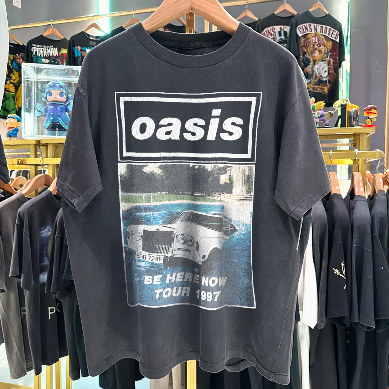 1997 0ASIS 'BE HERE NOW' TOUR RARE WASHED BLACK T-SHIRT