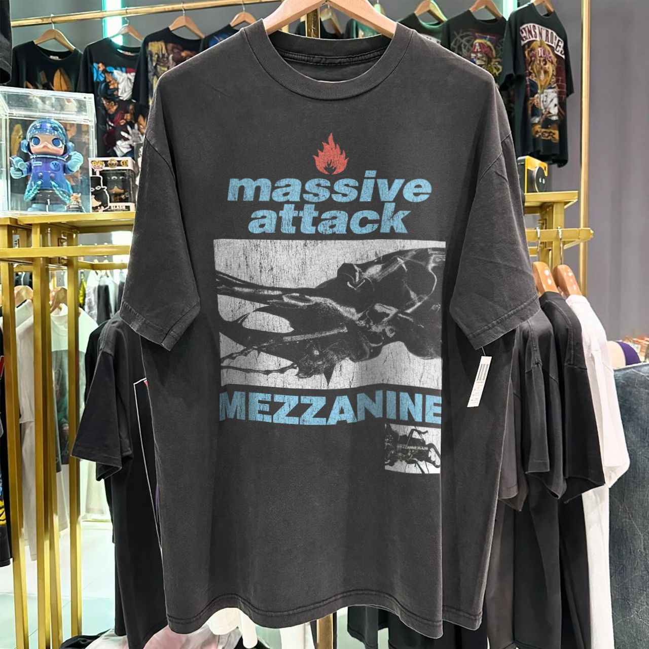 1998 Massive Attack Mezzanine Euro Tour Rare Washed Black T-Shirt 1998 Massive Attack Mezzanine Euro Tour Rare Washed Black T-Shirt