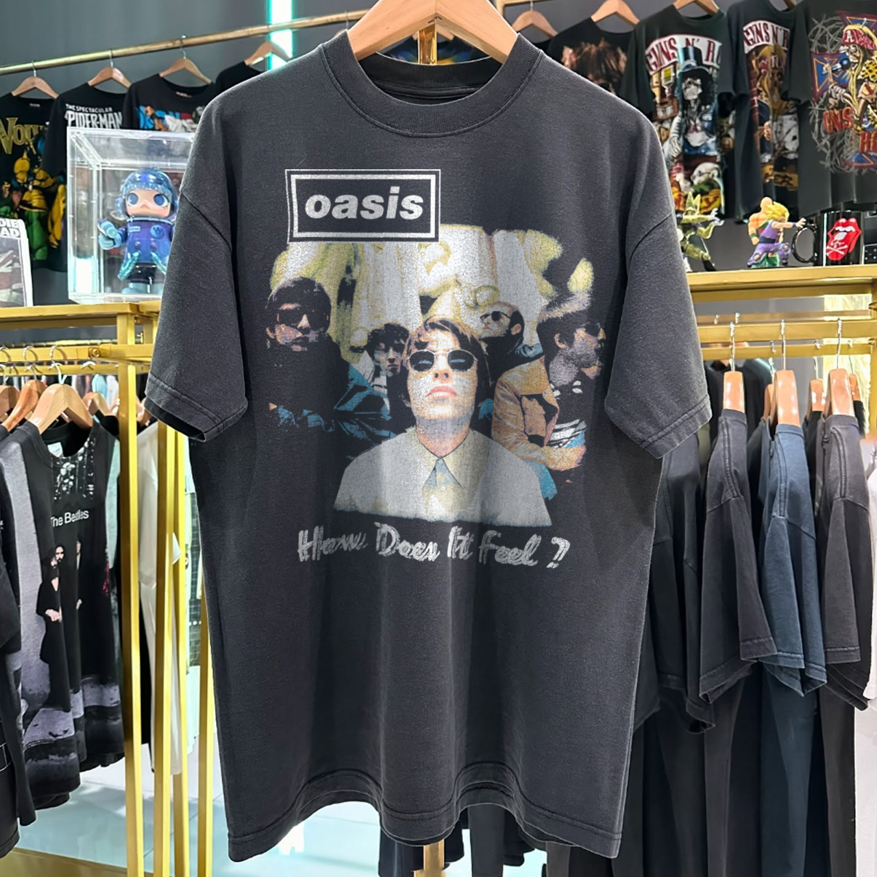 2002 0ASIS 'HOW DOES IT FEEL?' RARE WASHED BLACK T-SHIRT