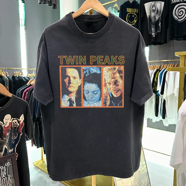 STK_TWINPEAKS_FRONT_28_MOCK_gr