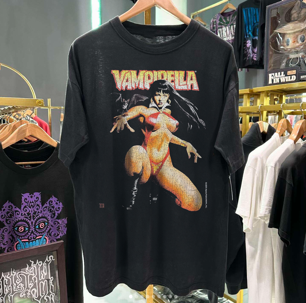 VAMPIR3LLA Y2K 2001 VINTAGE WASHED BLACK -TSHIRT