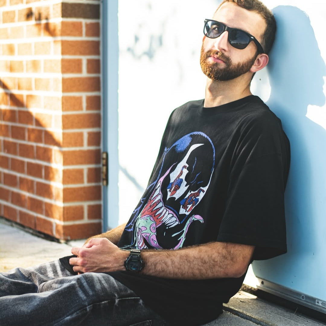 Venom 1995 Spidey Eyes Vintage Washed Black T-Shirt – Strike