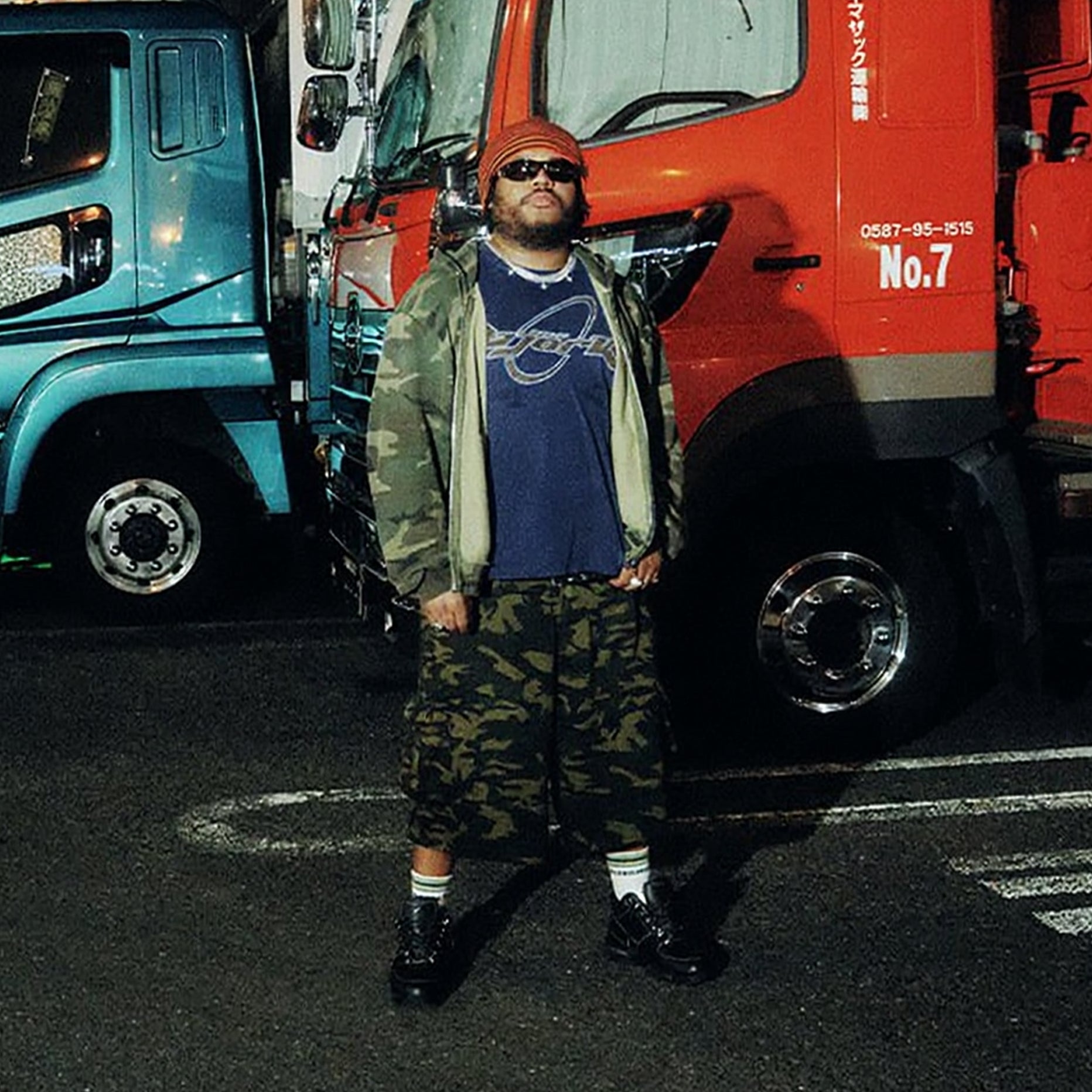 2000S Bjork Tour Black Hoodie – Strike Anywhere Vintage