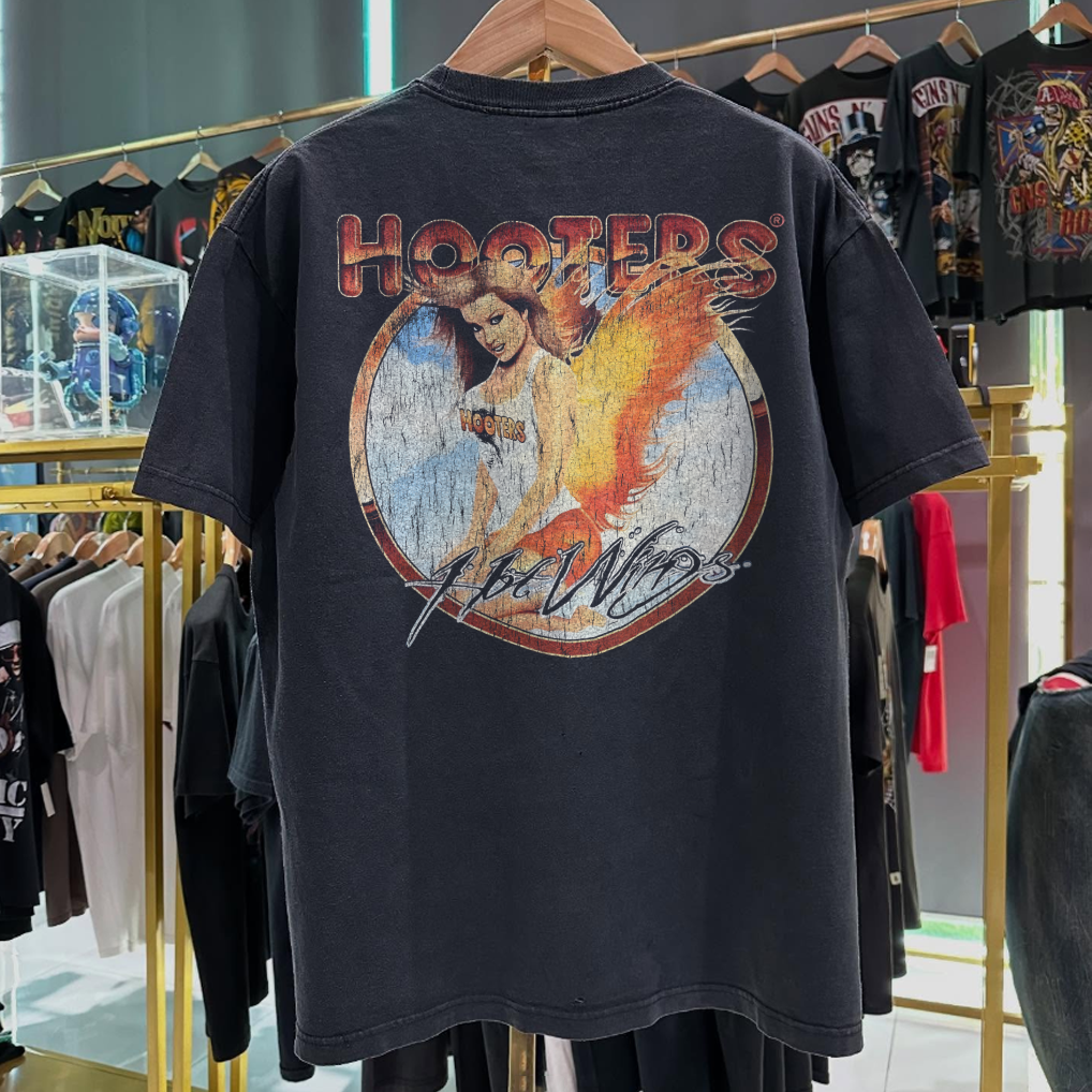 90s Hooters 'Hotwings' Rare Washed Black T-Shirt – Strike Anywhere 90s Hooters 'Hotwings' Rare Washed Black T-Shirt – Strike Anywhere