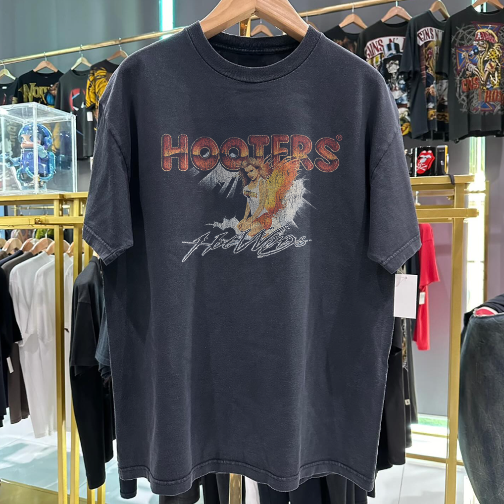 HOOTERS JAPAN TOUR 90 ヴィンテージ Tシャツ 90s Hooters 'Hotwings' Rare Washed Black T-Shirt – Strike Anywhere