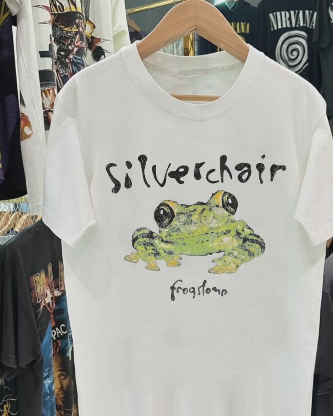 Silverchair Washed White Tee product video [GB-DPA:6535501c0107]