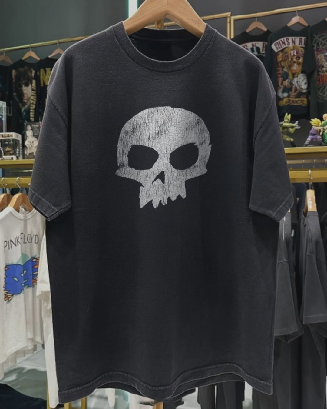 1995 Sid Skull 'Pixar Employee' Toy Story Rare Washed Black T-Shirt product video [GB-DPA:8e20bc3ece16]