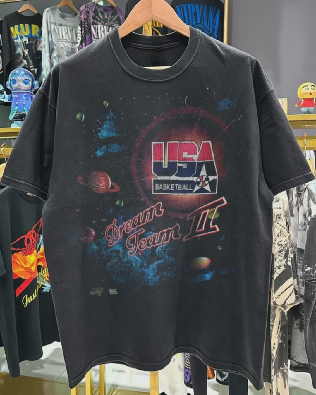 Dream Team 2 Vintage Washed Black T-Shirt product video [GB-DPA:0fbf841dbbfd]