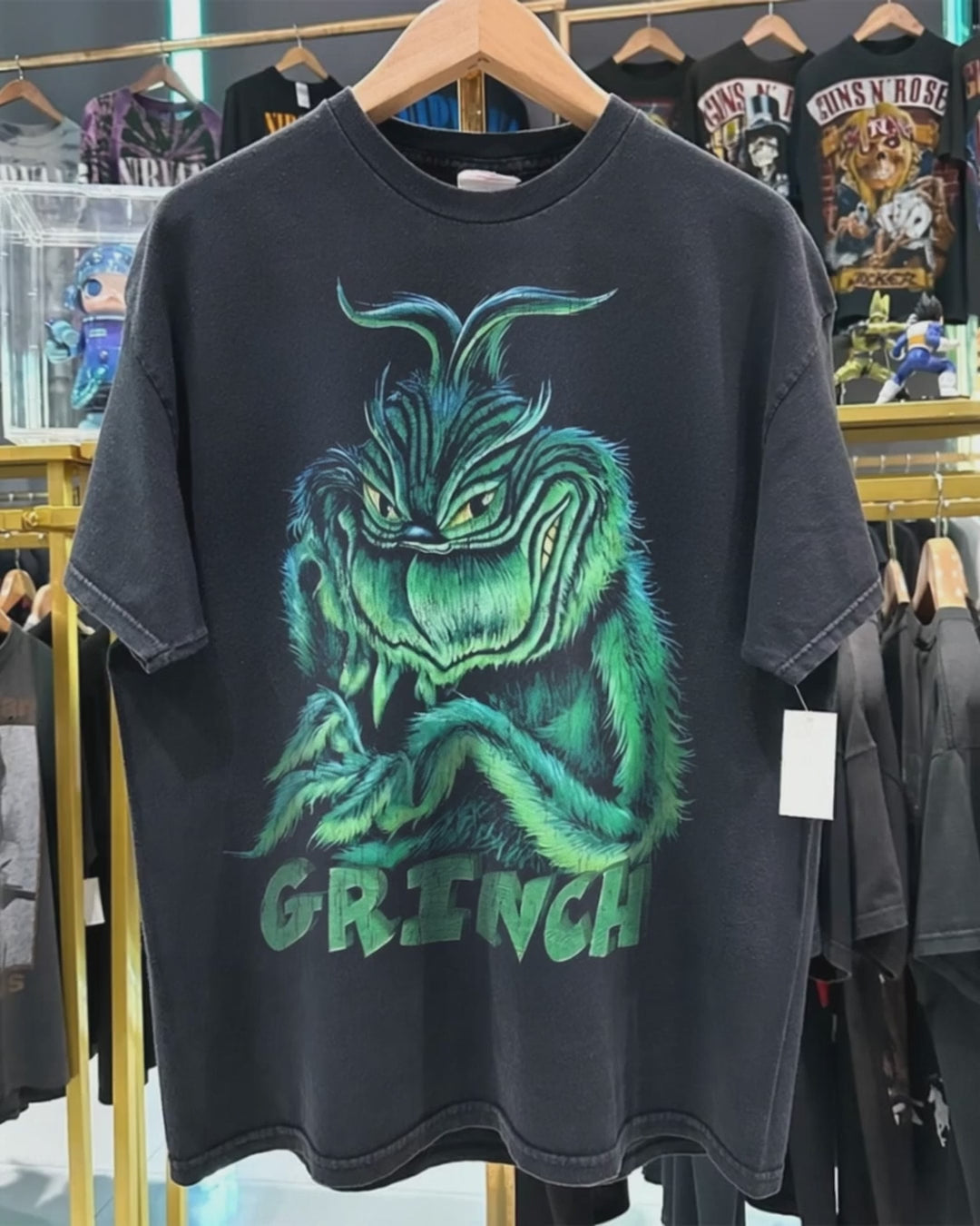 Grinch 'Whoville's Worst' Rare Washed Black T-Shirt product video [GB-DPA:6f7c77a732c2]