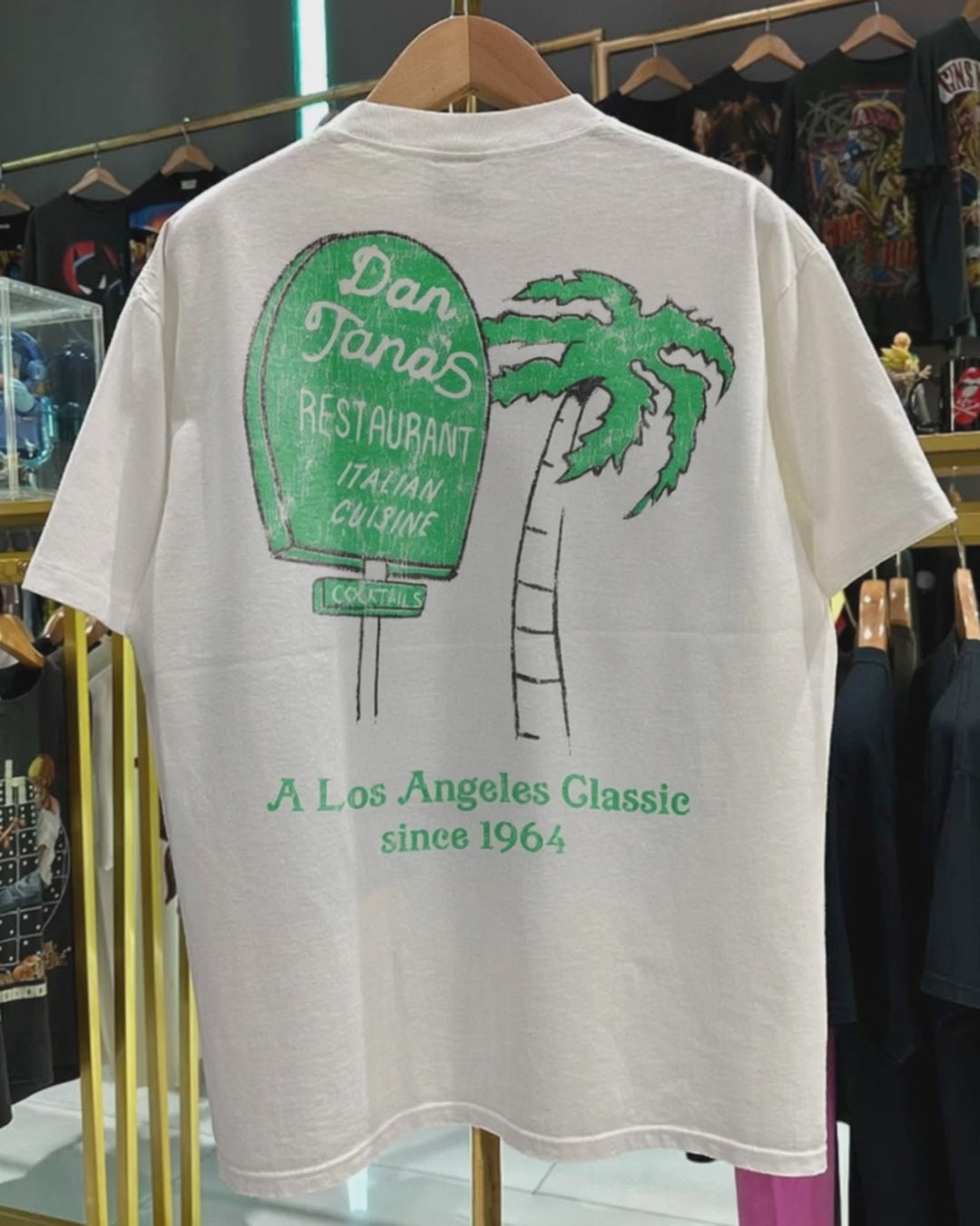 90s Dan Tana'S 'Italian Cuisine' Promo Rare Washed White T-Shirt product video [GB-DPA:82f85758a7cc]