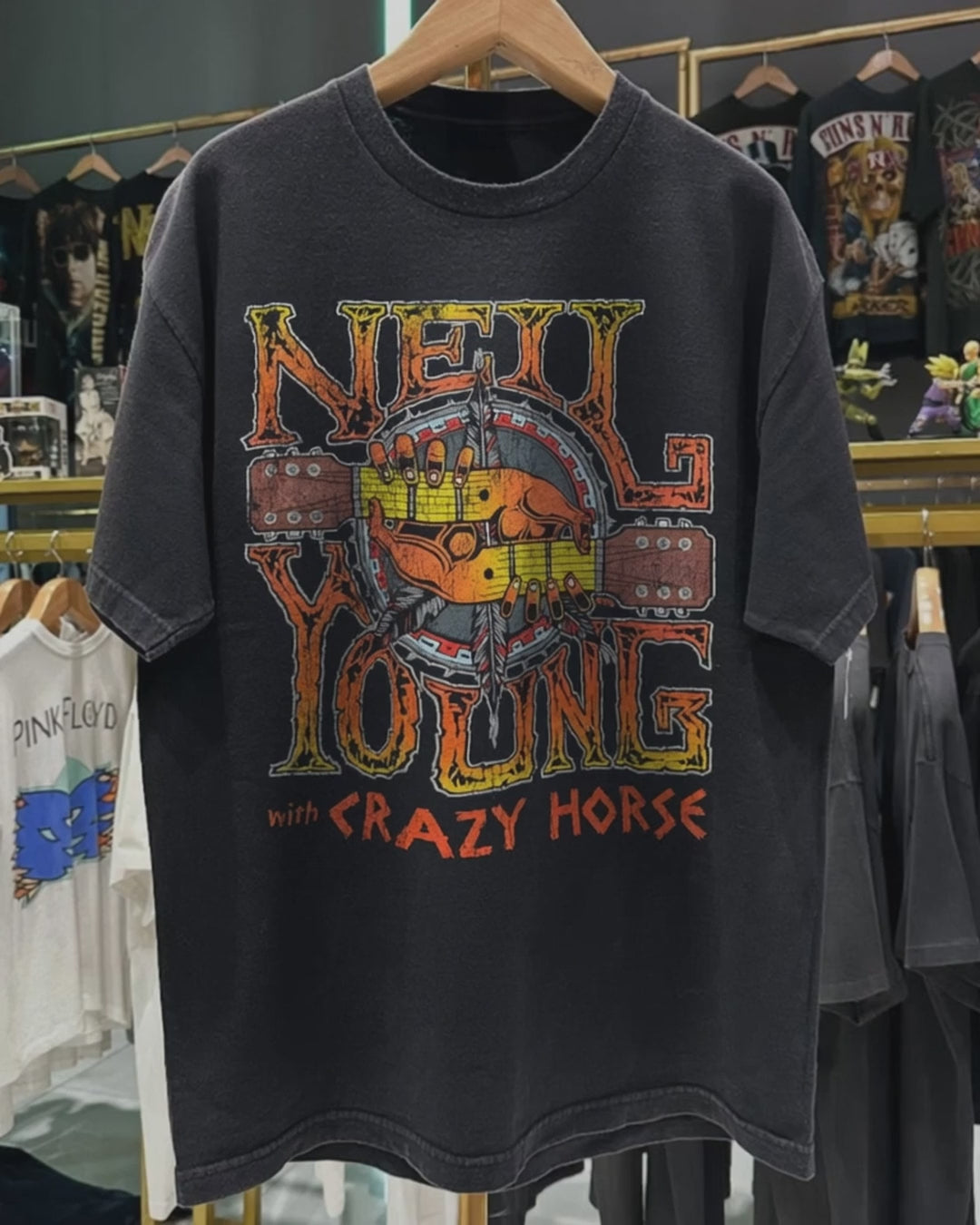 1997 Neil Young With Crazyhorse Tour Rare Washed Black T-Shirt product video [GB-DPA:fa51badaf3a7]