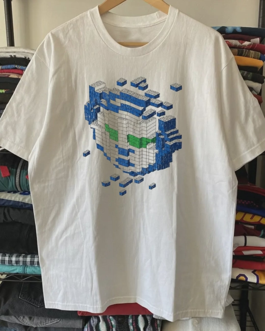 Napster Block Washed White Tee product video [GB-DPA:214bb017f8ca]