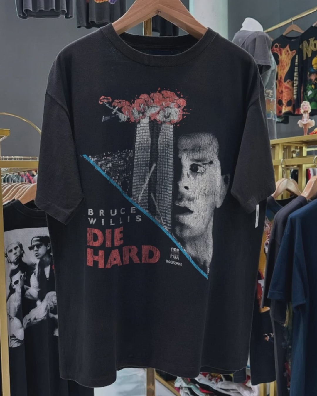 90s Die Hard Bruce Willis Rare Washed Black T-Shirt product video [GB-DPA:c075574369c4]