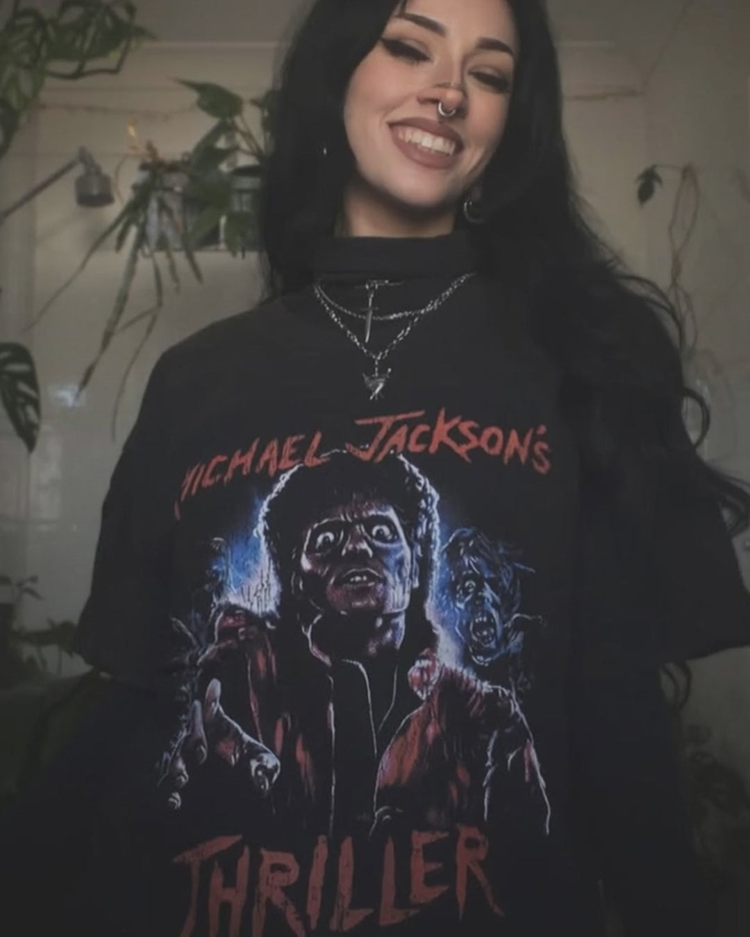 Michael Jackson's Thrilller  - Vintage Black Tshirt product video [GB-DPA:fb35d755af13]