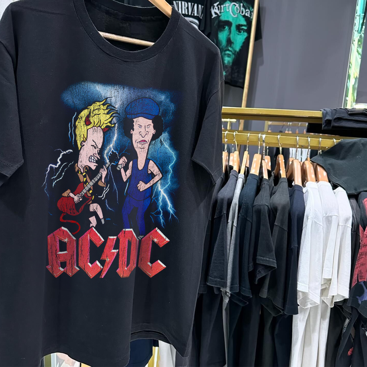 INSTOCK