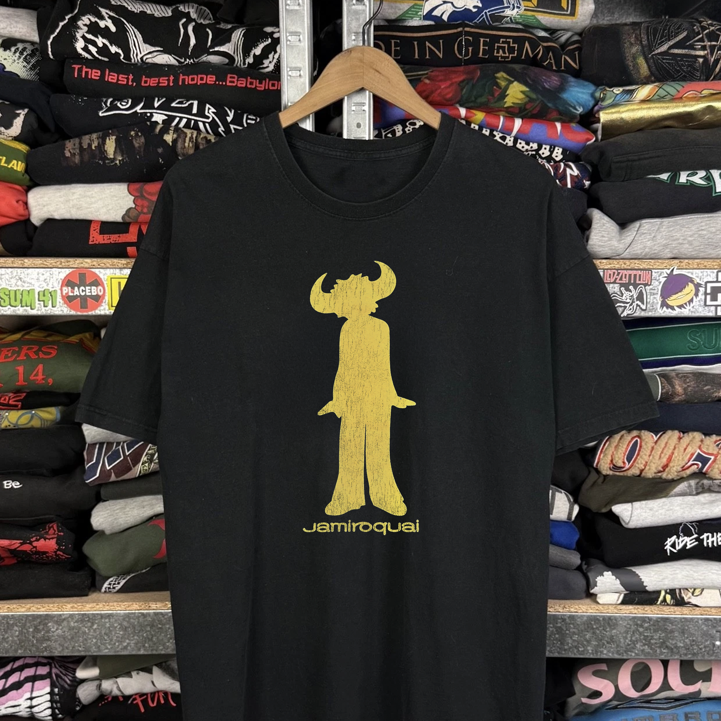 2000s Jamiroquai Buffalo Man Washed Black Tee – Strike Anywhere 2000s Jamiroquai Buffalo Man Washed Black Tee – Strike Anywhere